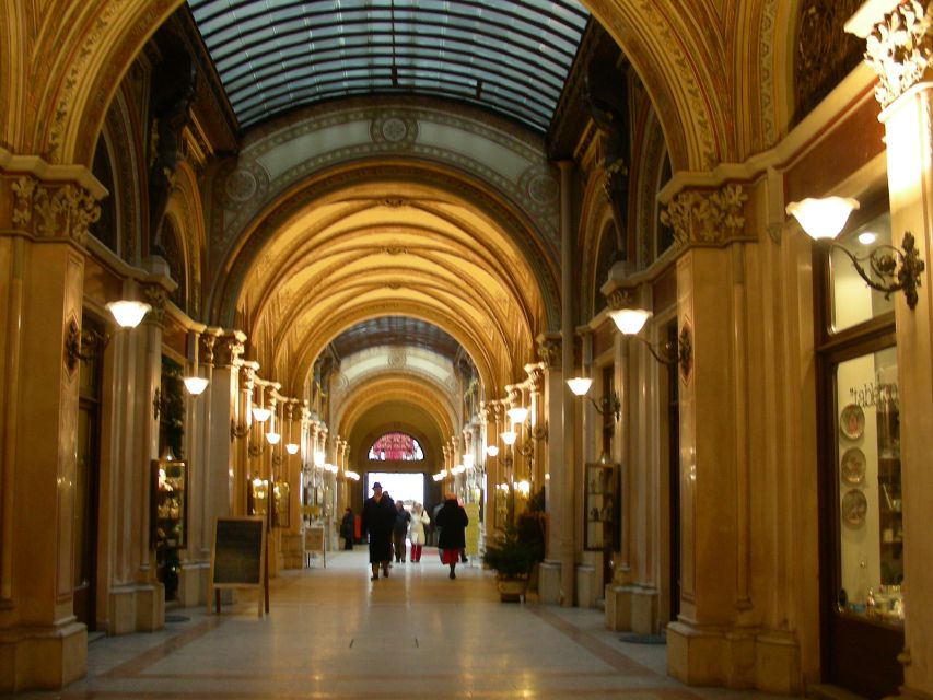 Vienna: Imperial History Guided Walking Tour - An old palace with modern government inside