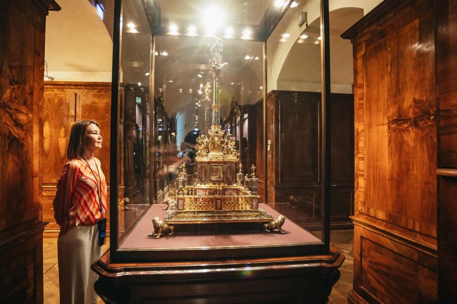 Vienna: Imperial Treasury in the Hofburg Palace - Self-Guided Visit or Personal Guide?
