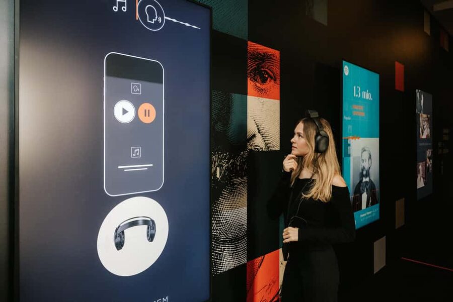Vienna: Johann Strauss - Immersive Audiovisual Experience Ticket - Compose your own waltz on the museum machine