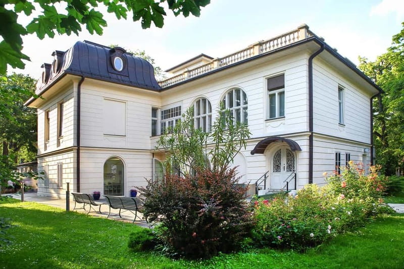 Vienna: Klimt Villa (Gustav Klimt Atelier & Museum) Ticket - Klimt Lost and the cost of stolen art