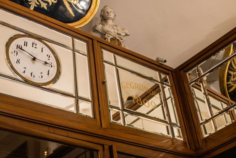 Vienna: KuK Perfumery Filz - Viennese Perfume Tasting - Meeting Herr Filz Senior