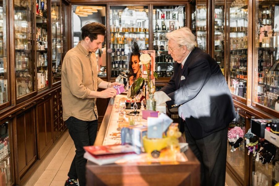 Vienna: KuK Perfumery Filz - Viennese Perfume Tasting - The three traditional Viennese fragrances