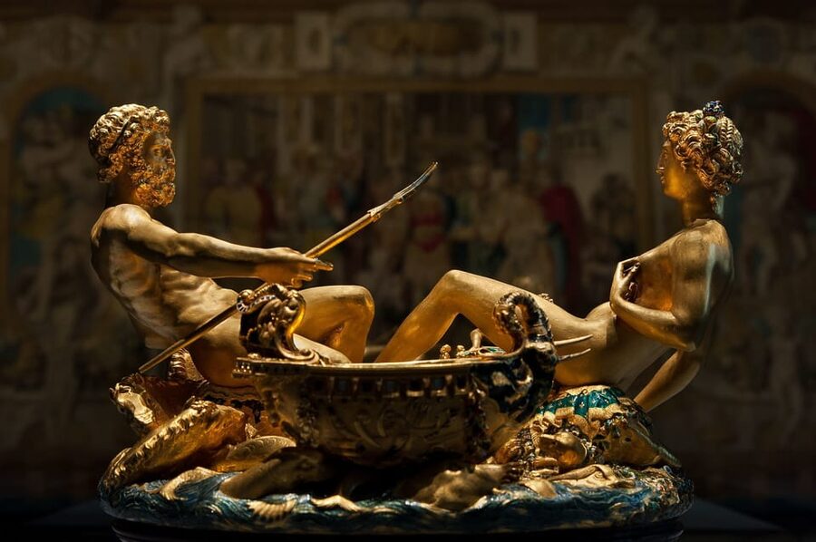 Vienna: Kunsthistorisches Museum Guided Tour incl. admission - The Kunstkammer: gold, sculpture, and strange treasures