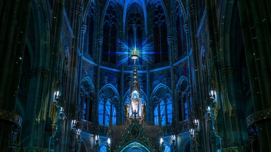 Vienna: Light of Creation Votive Church Immersive Light Show - The practical issue nobody should ignore: temperature