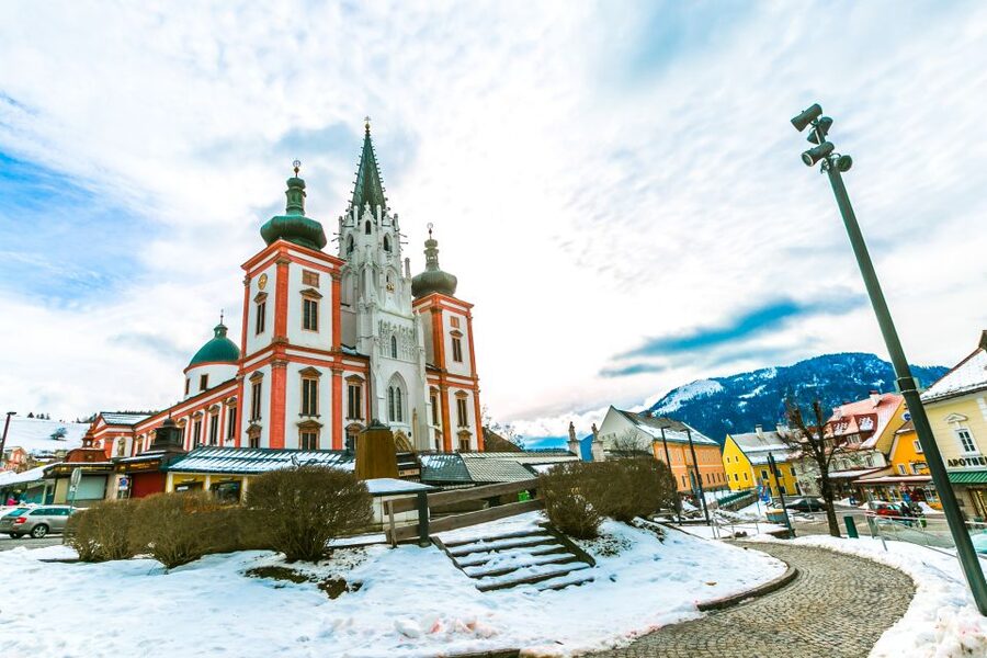 Vienna: Mariazell Basilica and Melk Abbey Private Tour - What the private car and guide add