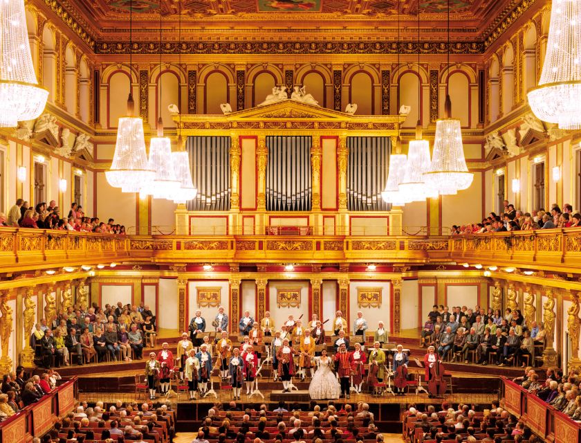 Vienna: Mozart Concert and Austrian Delights Dinner - The 400-meter walk to the Musikverein