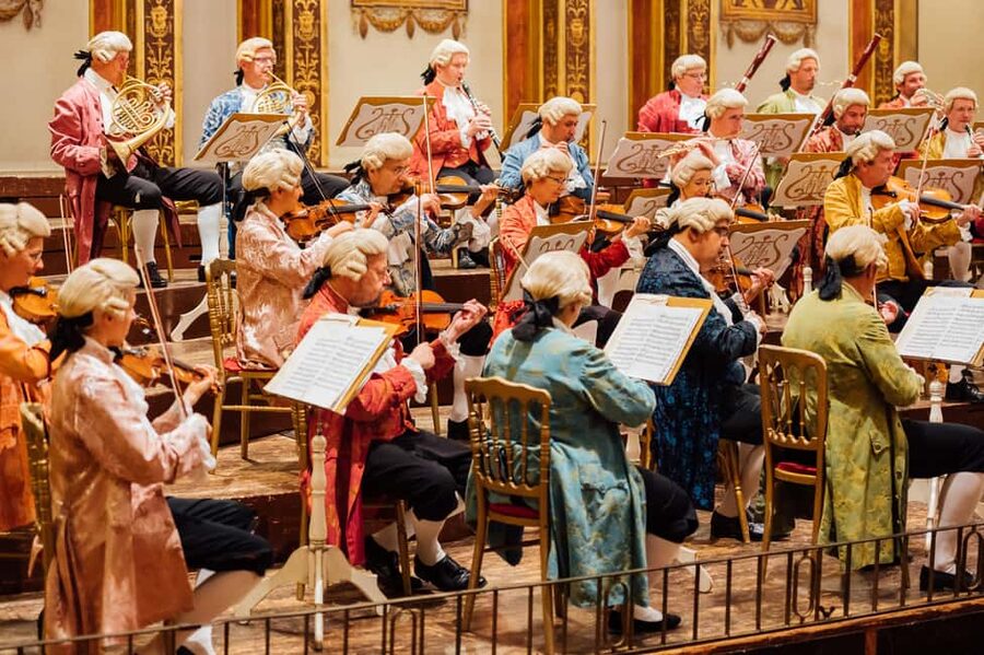 Vienna: Mozart Concert at the Golden Hall - Entering Musikverein and finding your seat