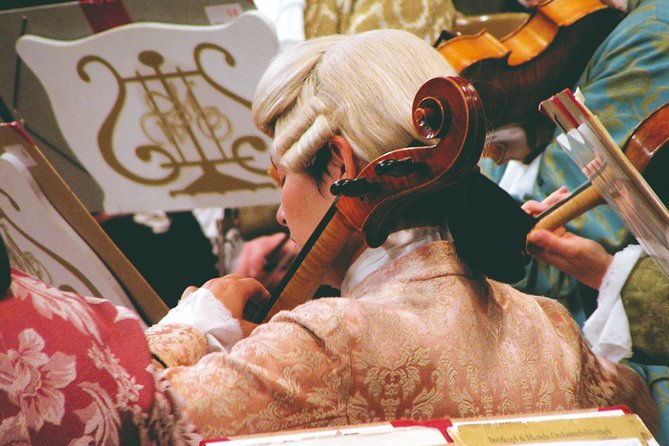 Vienna Mozart Concert in Historical Costumes at the Musikverein - Dress rules and practical comfort