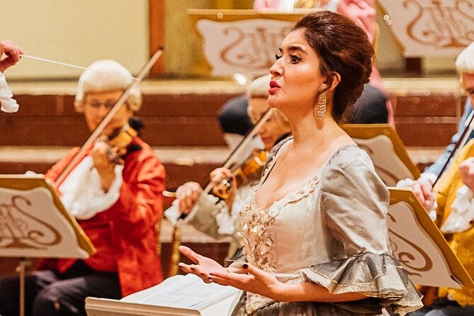 Vienna Mozart Concert in Historical Costumes at the Musikverein - Who will enjoy this evening most?