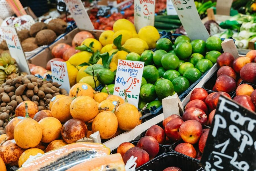 Vienna: Naschmarkt Food Tasting Tour - Weather, comfort, and what to bring