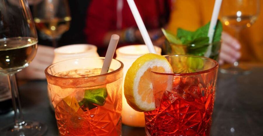 Vienna Nightlife: Food, Wine, Cocktails and Rooftop Bar Tour - Five details that shape the evening