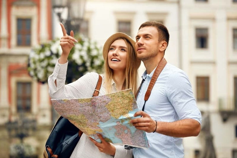 Vienna: Old Town Highlights Private or Group Walking Tour - What the guide adds to the experience