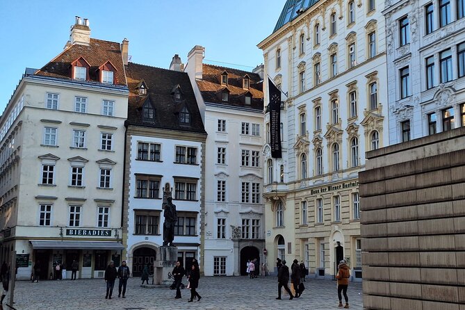Vienna Old Town Walking Tour - The Graben, the plague column, and Vienna’s grand shopping streets