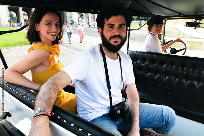 Vienna Oldtimer Tour (60 min) Incl. bottle of Prosecco - Key points to know before booking