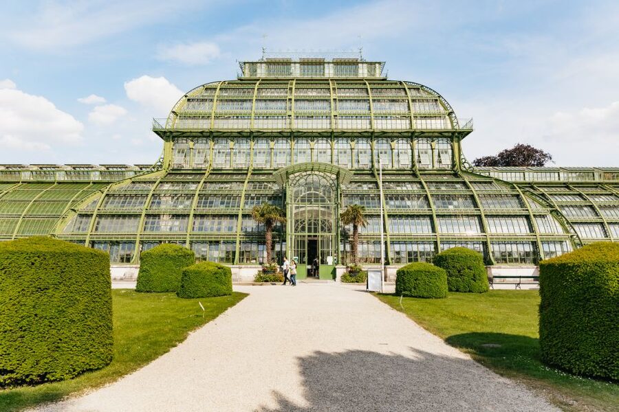 Vienna: Panorama Train Tickets to explore Schönbrunn Palace - How much time you need