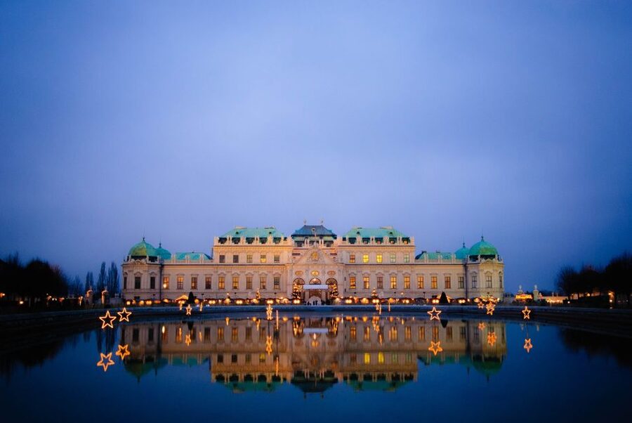 Vienna: Panoramic Night Tour by Bus - The audio guide and onboard comfort