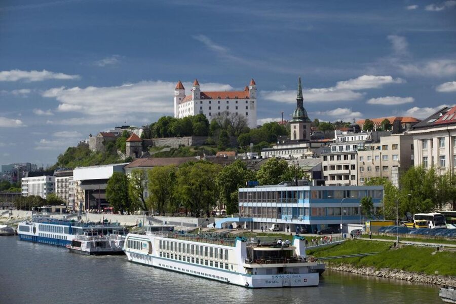 Vienna: Private Day Trip to Bratislava with Hotel Transfers - A 2 hour 15 minute walk through the Old Town