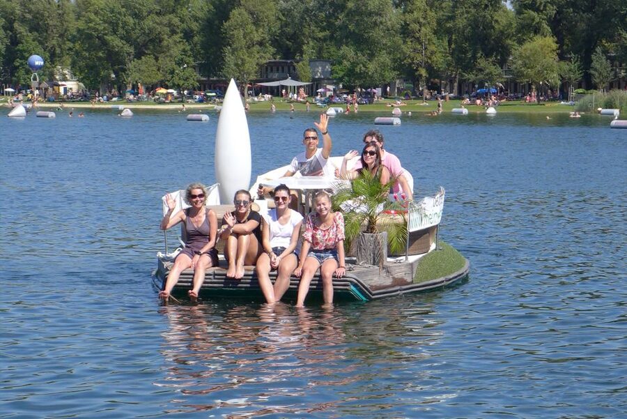 Vienna: Private Floating Island E-Boat Rental on Danube - Key points to know before booking
