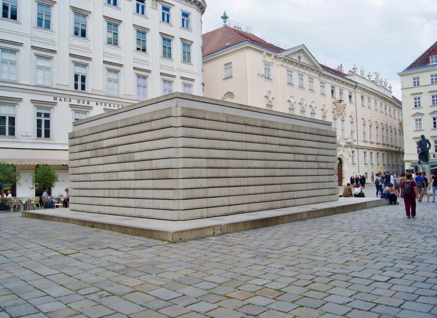Vienna: Private Jewish Walking Tour - Salomon and the earliest chapter of Jewish life