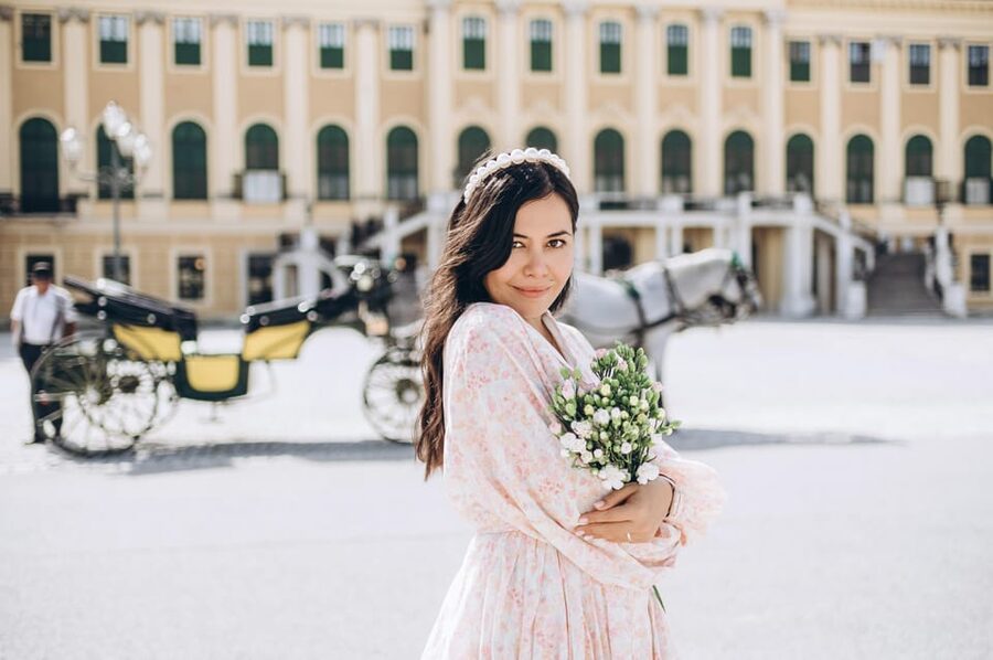 Vienna: Private Schönbrunn Gardens Photoshoot - Key points at a glance
