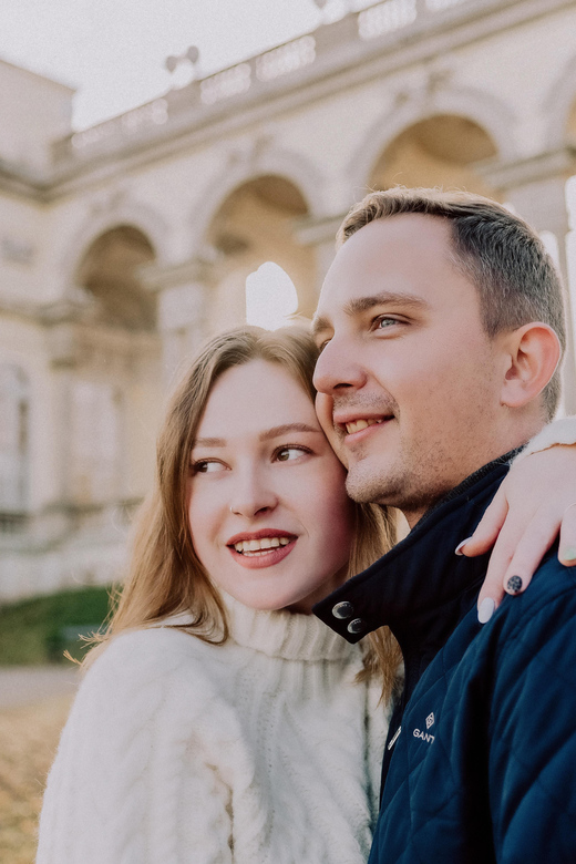 Vienna: Private Schönbrunn Gardens Photoshoot - Edited photos and the online gallery