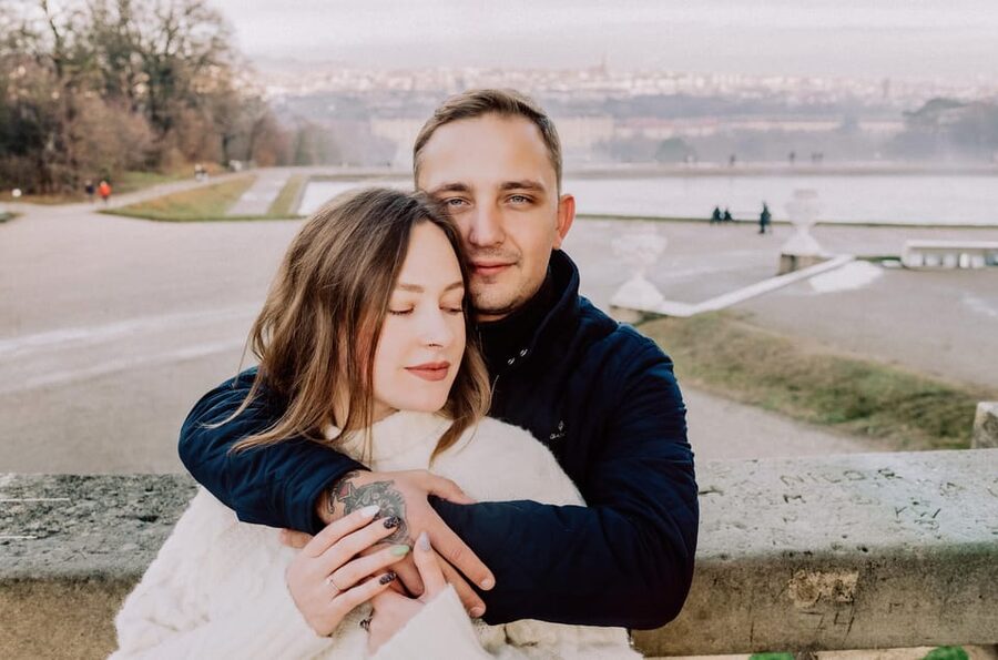 Vienna: Private Schönbrunn Gardens Photoshoot - Who should book this Schönbrunn session?