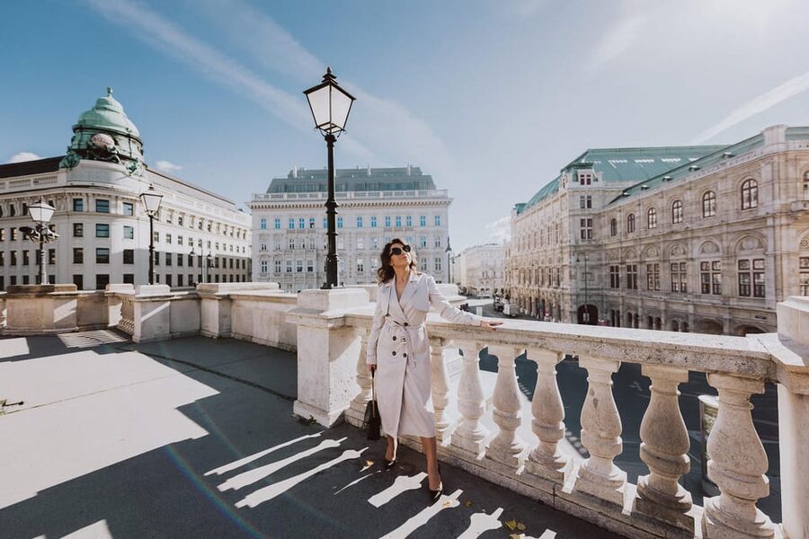 Vienna: Private Street Style Photoshoot in City Center - What the private format means for your group
