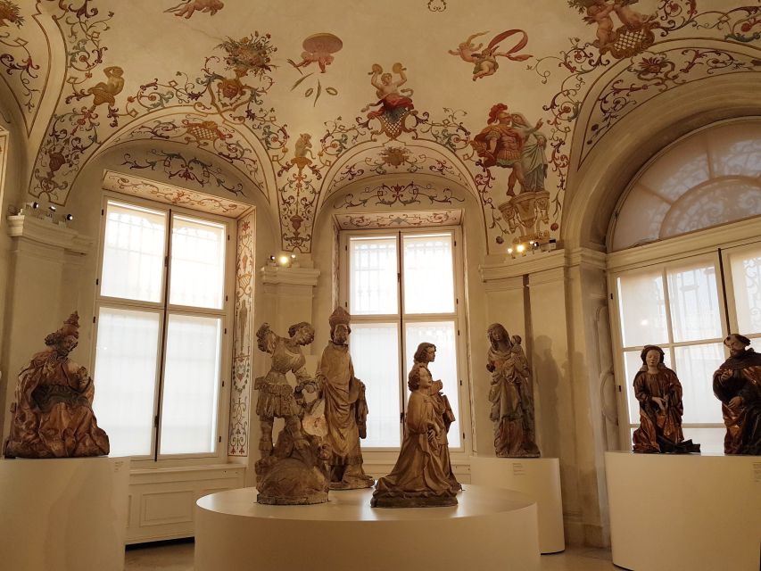 Vienna: Private Tour of Austrian Art in the Belvedere Palace - The Baroque palace and its Vienna views