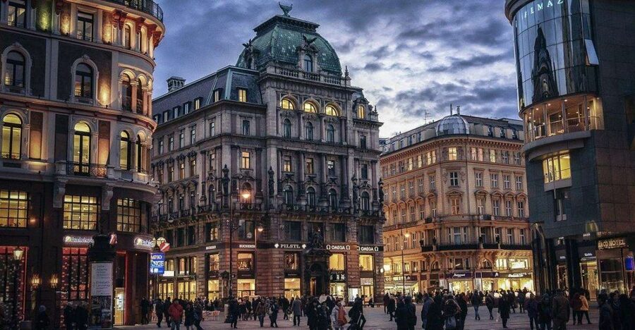 Vienna: Private Walking Tour - Key points at a glance