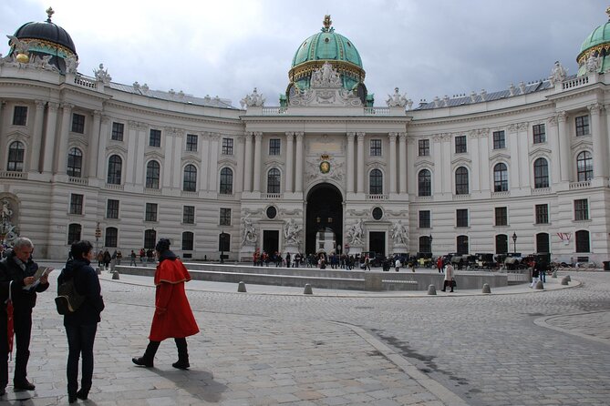 Vienna Private Walking Tour including State Opera - Graben and Kohlmarkt, from Roman road to grand shopping street