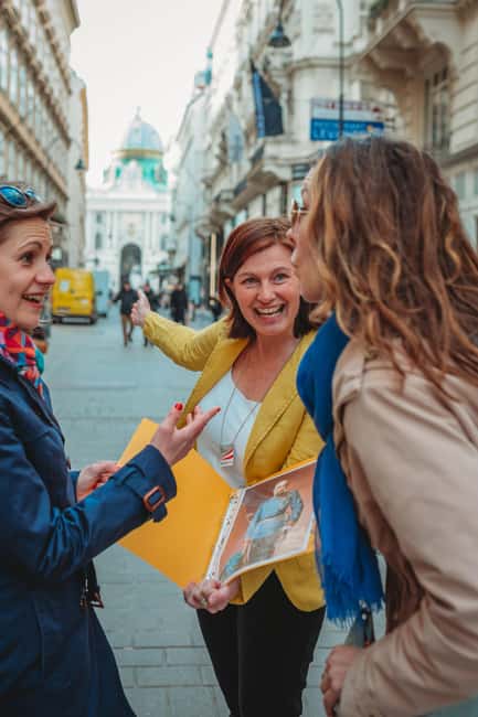 Vienna: Private Walking Tour of the Historic Center - Reading Vienna through royal stories