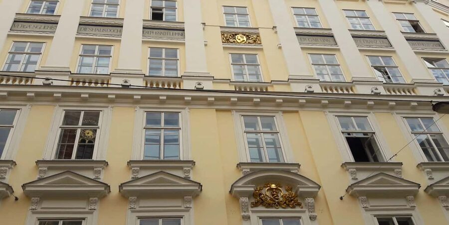Vienna's Highlights in two hours (two options) - Schönlaterngasse and the basilisk legend