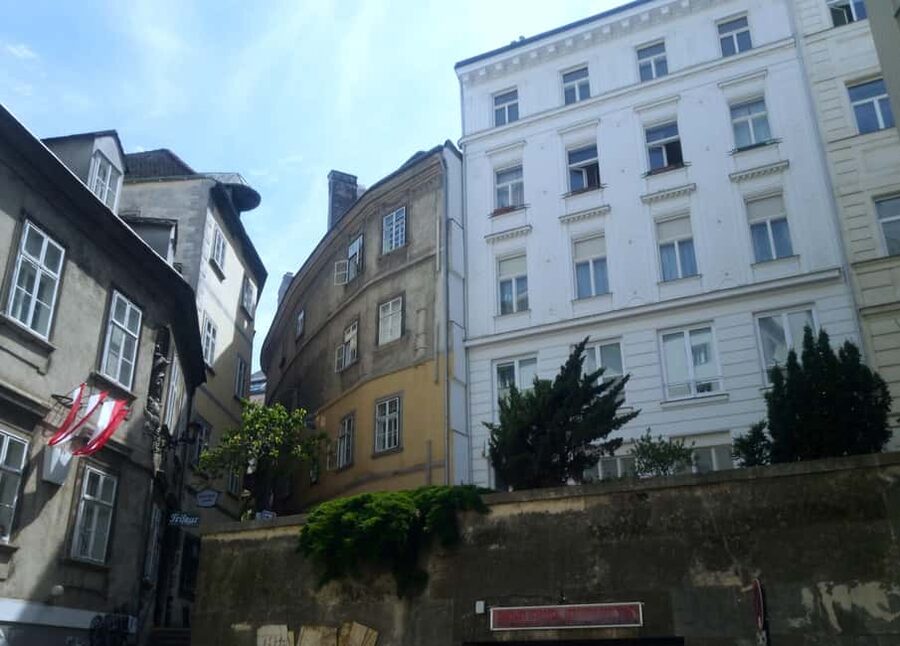 Vienna's Highlights in two hours (two options) - Meeting near Stubentor and entering the historic center