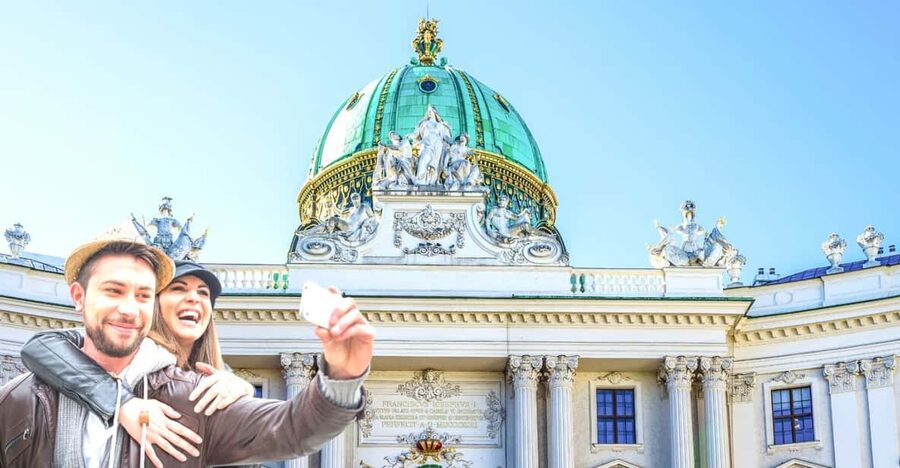 Vienna's Old Town and Attractions Self-Guided Tour Booklet - Key points at a glance