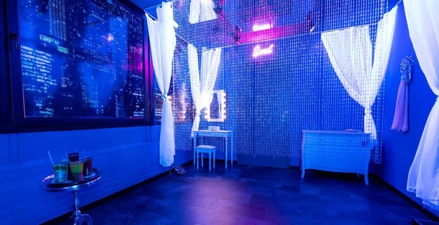Vienna: Scavenger Escape Room Experience: Gangsta's Cage - Arriving 15 minutes early in central Vienna