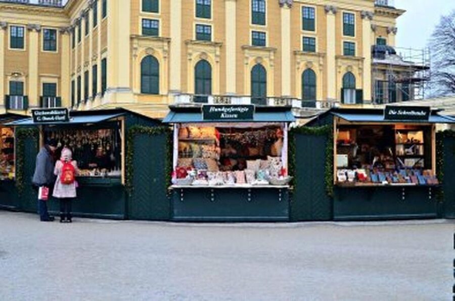 Vienna: Schönbrunn Palace & Christmas Market Walking Tour - Schönbrunn Palace sets the tone