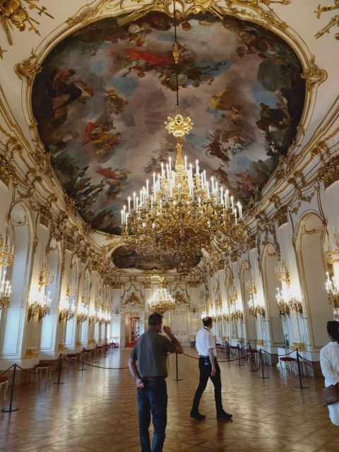 Vienna: Schönbrunn Palace & Christmas Market Walking Tour - The €64 price needs careful reading