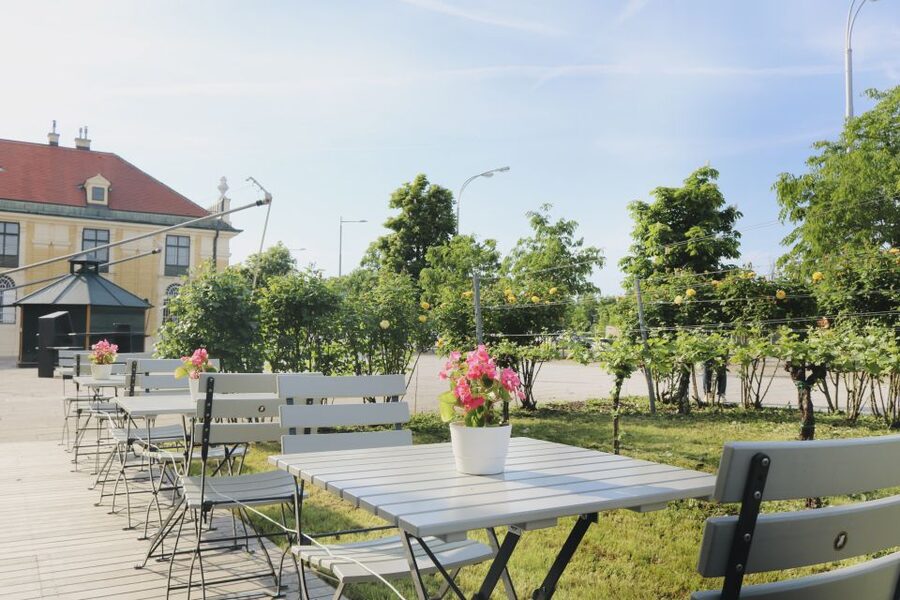 Vienna: Schönbrunn Palace Entry Ticket with Lunch - Key points to know before booking