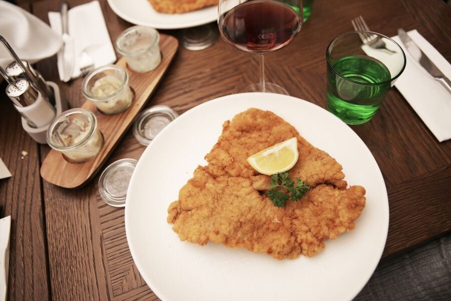 Vienna: Schönbrunn Palace Entry Ticket with Lunch - The two-course Wiener Schnitzel lunch