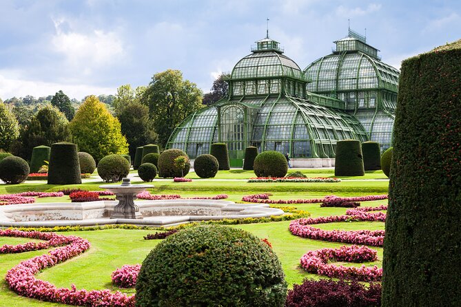 Vienna: Schönbrunn Palace Gardens Private Guided Tour - The two-hour combination of gardens and palace rooms
