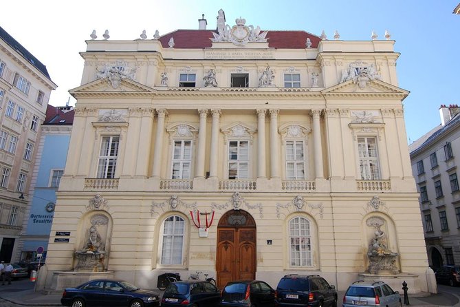 Vienna Secrets Walking Tour to Backyards and Mysterious Locations - Meeting Mozart near Stephansplatz