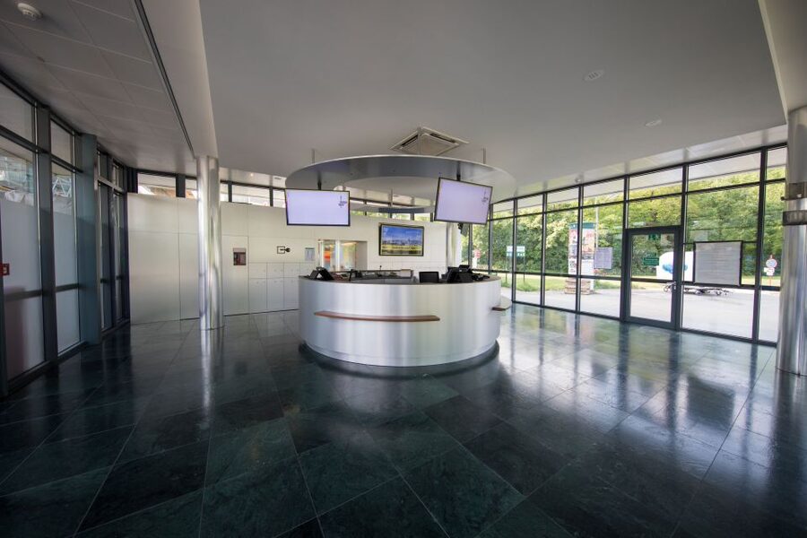 Vienna: Skip-the-Line Entrance Ticket to the Danube Tower - Key points to know before you go