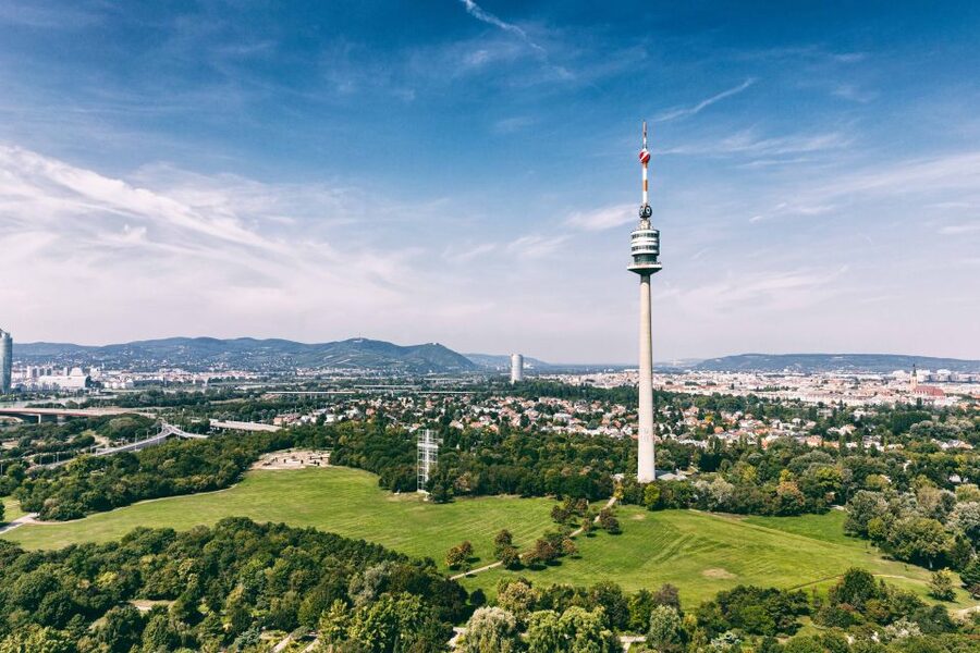 Vienna: Skip-the-Line Entrance Ticket to the Danube Tower - Riding the express lift to 150 meters