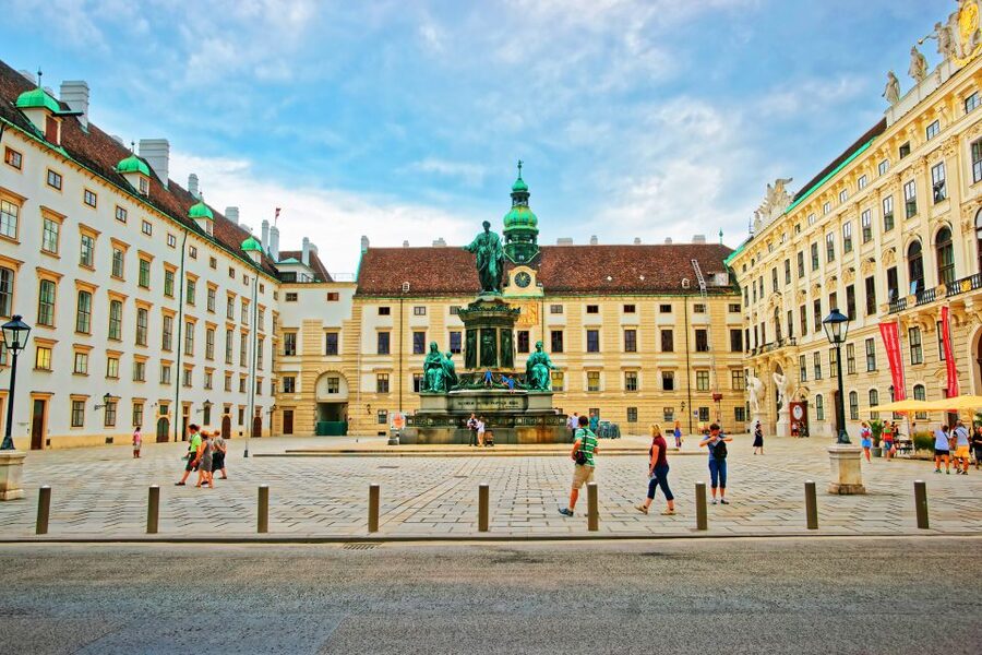 Vienna: Skip-the-Line Sisi Museum, Hofburg and Gardens Tour - Guides, language, and the human side of the tour