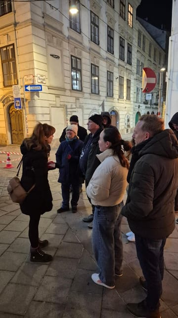 Vienna: Spooky Ghost Tour in English - A guide-led experience, not a haunted-house show