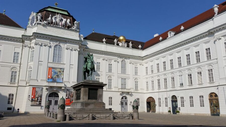 Vienna St. Stephen's Cathedral and city walk - Josefsplatz and the Imperial Library view