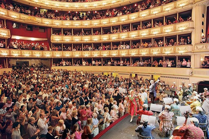 Vienna State Opera House Mozart Concert in Historical Costumes - What the two-hour program actually contains