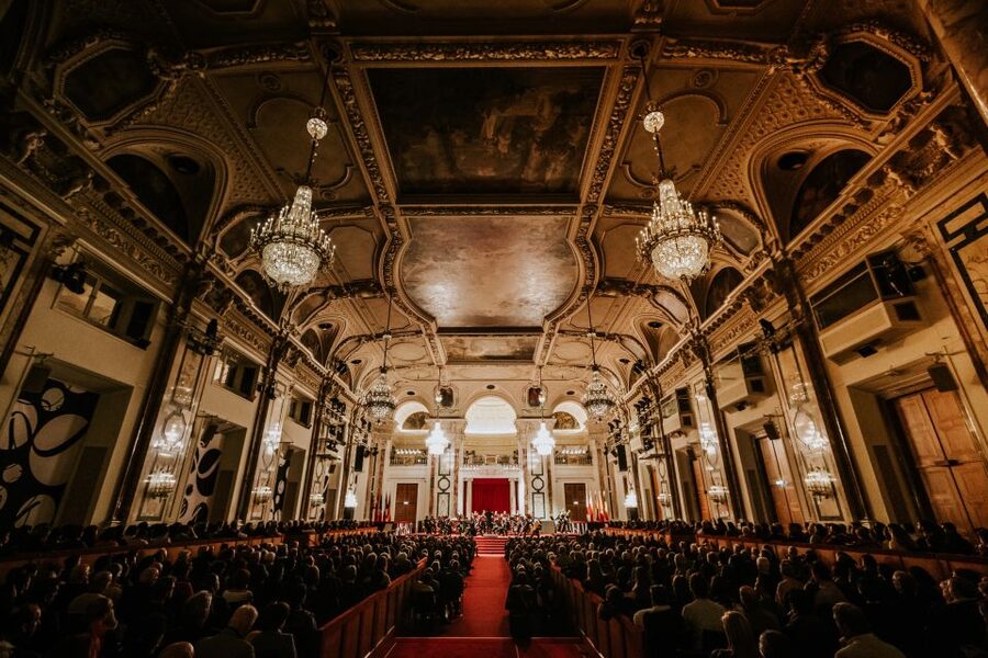 Vienna: Strauss and Mozart Concert at Hofburg Palace - Opera singers and ballet dancers add stage life