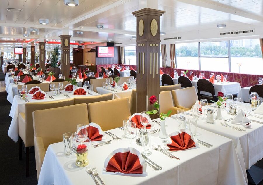 Vienna: Sunday Brunch Danube Cruise & Live Music - Who will enjoy this cruise most?