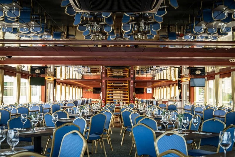 Vienna: Sunset Summer Cruise - Boarding the MS Kaiserin Elisabeth for a Vienna evening